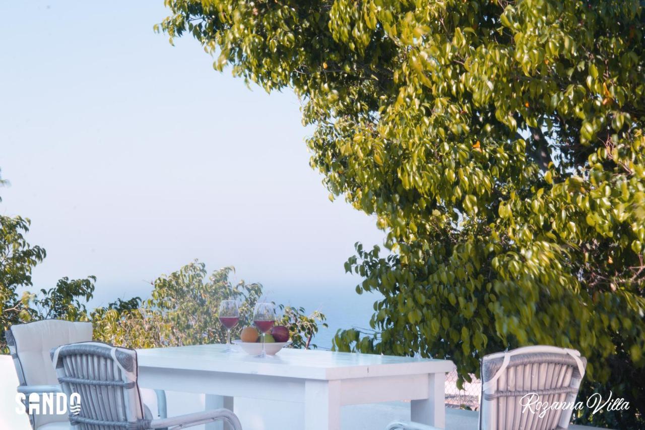 Sando Traditional Cave Villas with Jacuzzi&Sea view Vourvoúlos Esterno foto