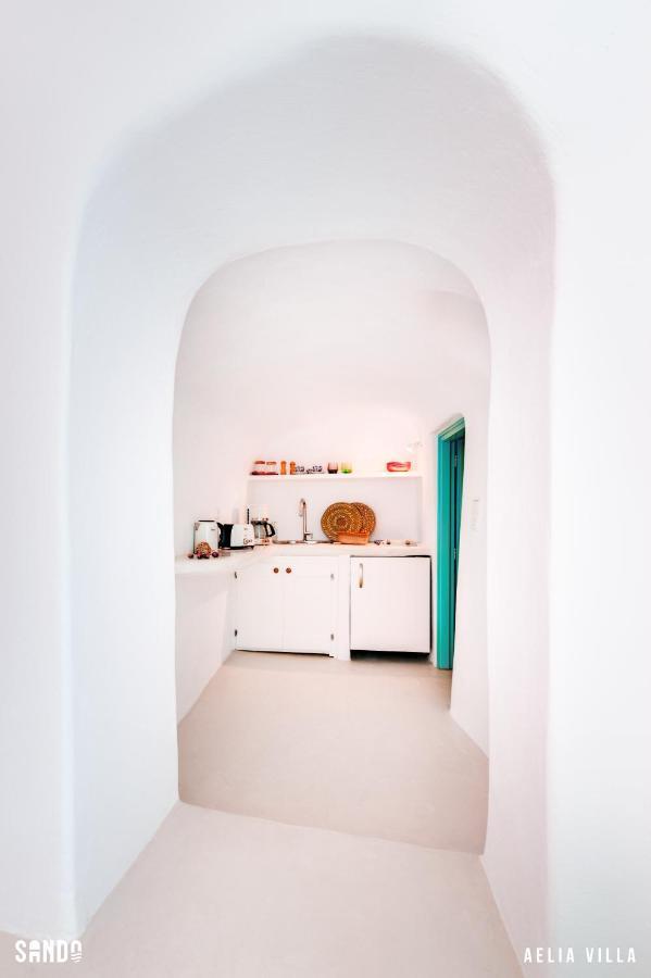 Sando Traditional Cave Villas with Jacuzzi&Sea view Vourvoúlos Esterno foto