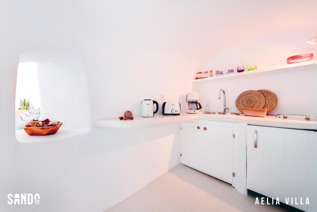 Sando Traditional Cave Villas with Jacuzzi&Sea view Vourvoúlos Esterno foto