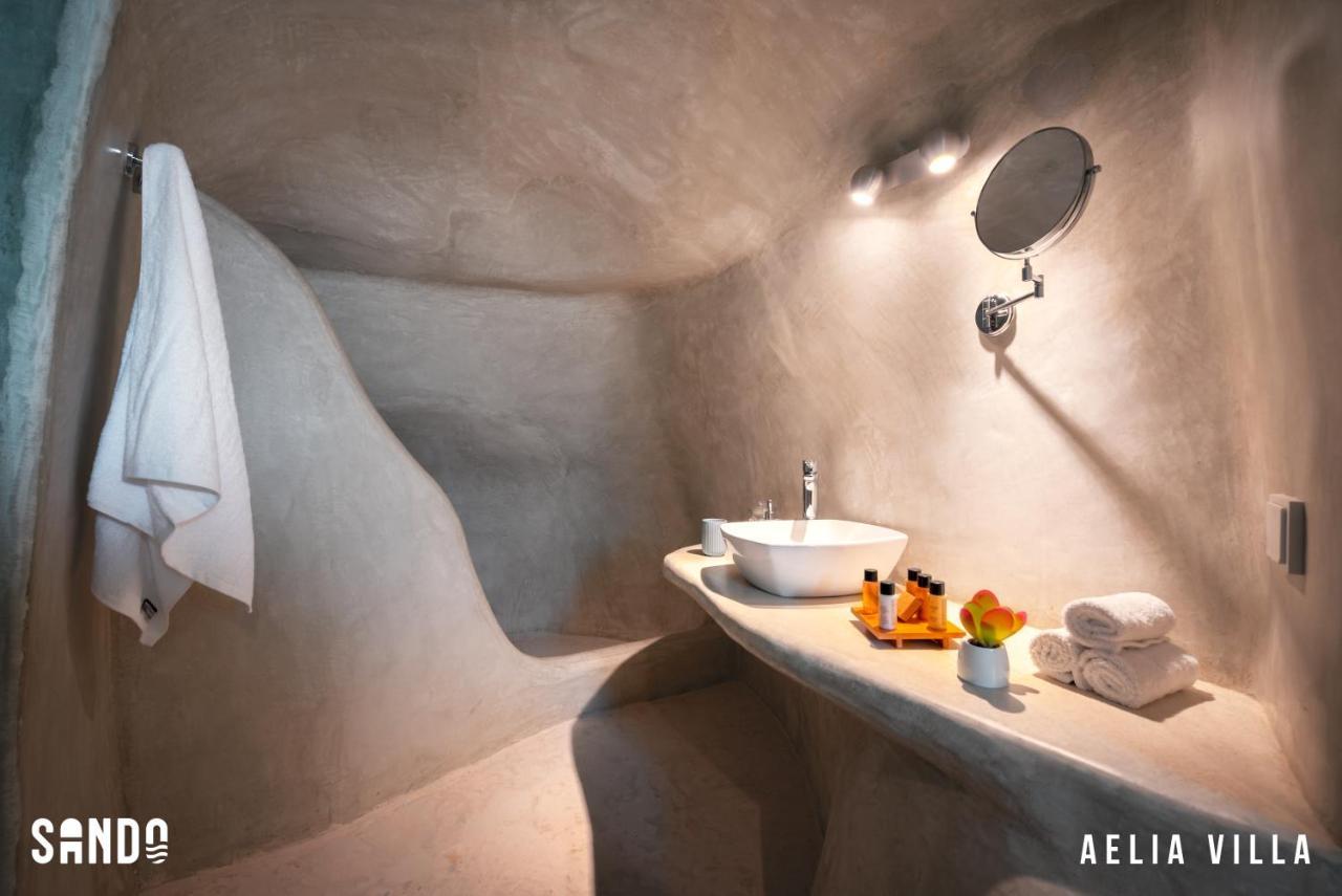 Sando Traditional Cave Villas with Jacuzzi&Sea view Vourvoúlos Esterno foto