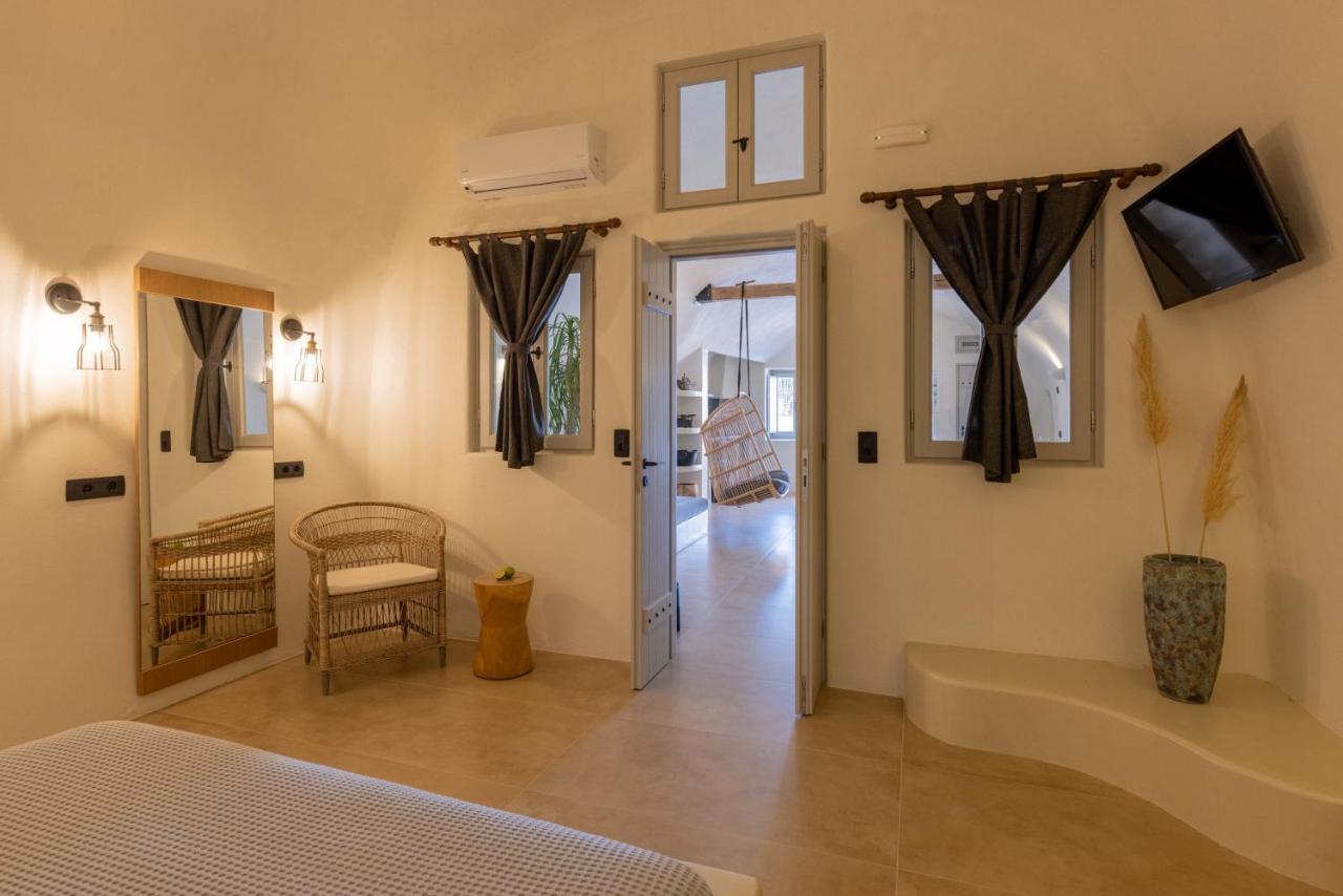 Sando Traditional Cave Villas with Jacuzzi&Sea view Vourvoúlos Esterno foto