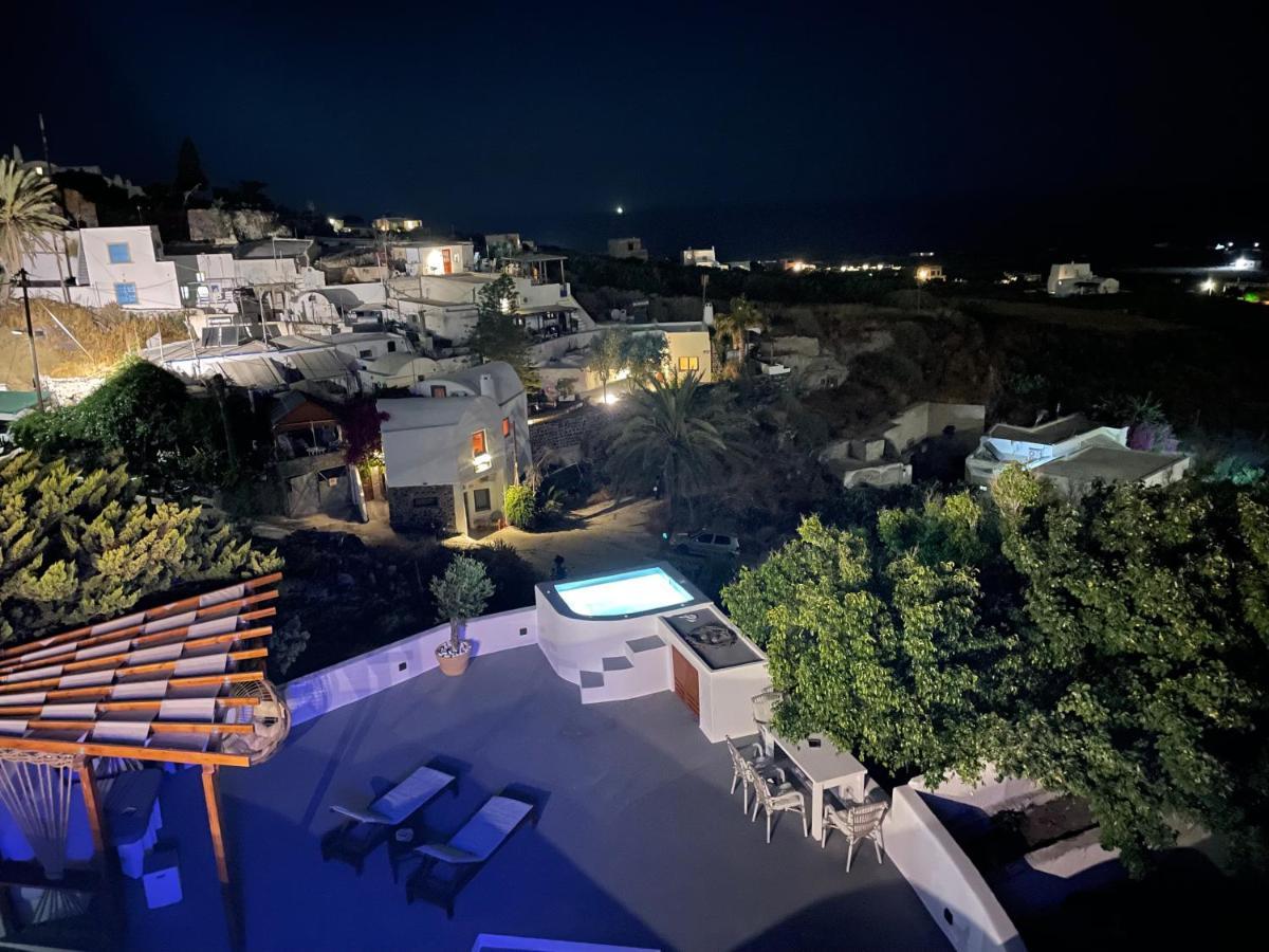 Sando Traditional Cave Villas with Jacuzzi&Sea view Vourvoúlos Esterno foto