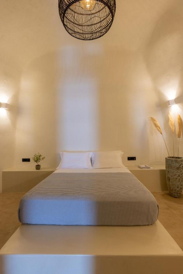 Sando Traditional Cave Villas with Jacuzzi&Sea view Vourvoúlos Esterno foto